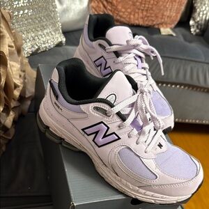 New Balance Purple Athletic Shoes with Mesh Upper